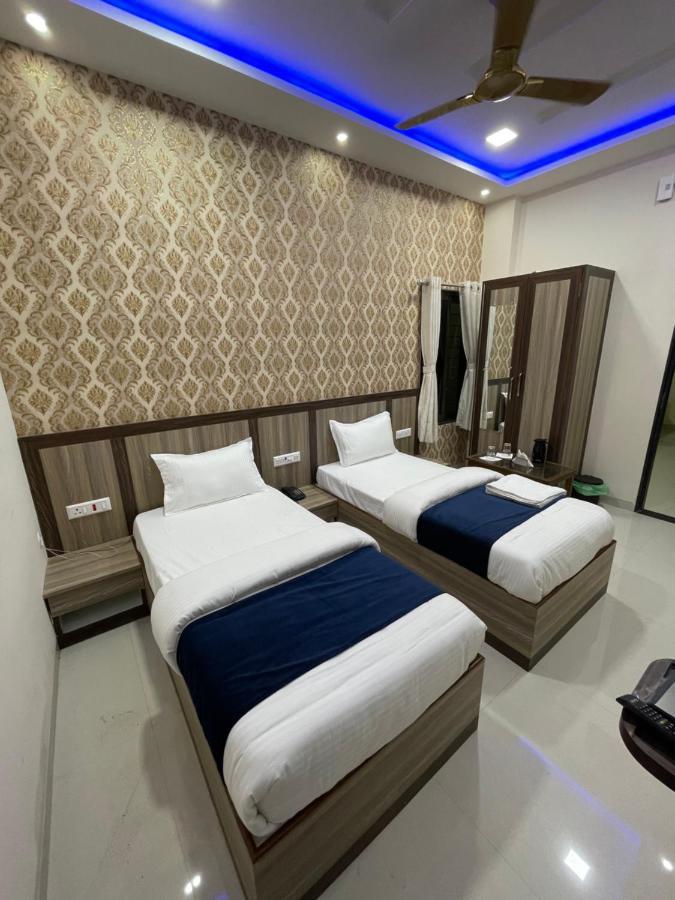 The Royal Palace Hotel Gorakhpur Extérieur photo